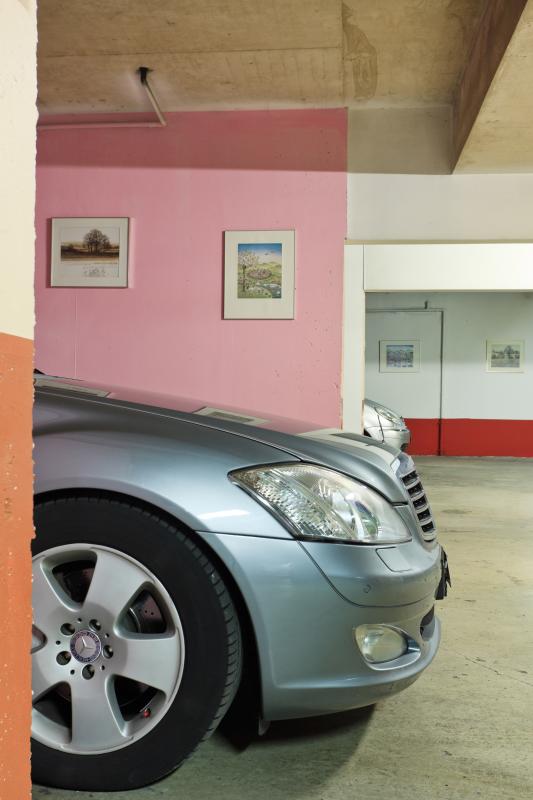 Hotel Mediterannée Menton - Parking