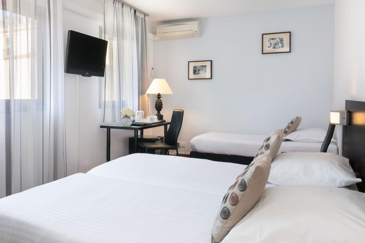 Hôtel Mediterrannée Menton - Chambre